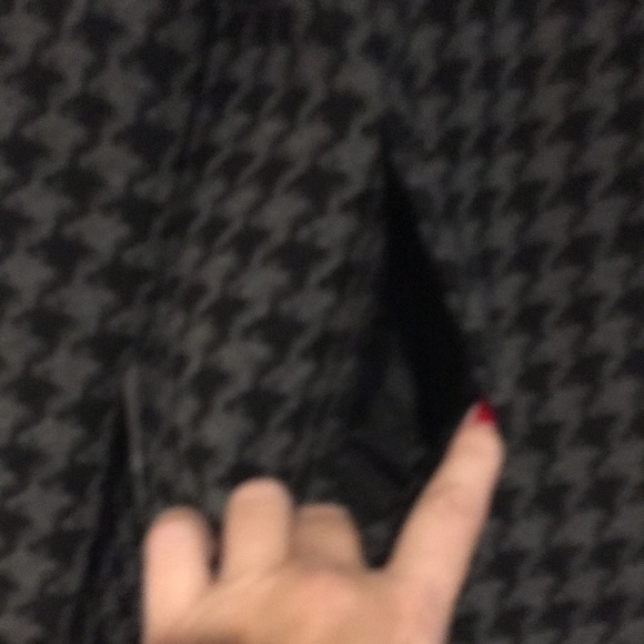 Liz Claiborne Pea Coat houndstooth pattern gray and black Size Large - Picture 4 of 7